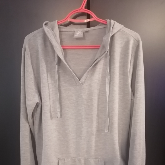 Daisy Fuentes ladies hooded pullover - Picture 7 of 7